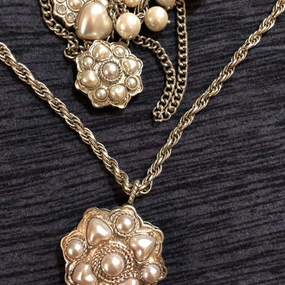 Jessica Simpson pearl necklace long short classy - Picture 5 of 5